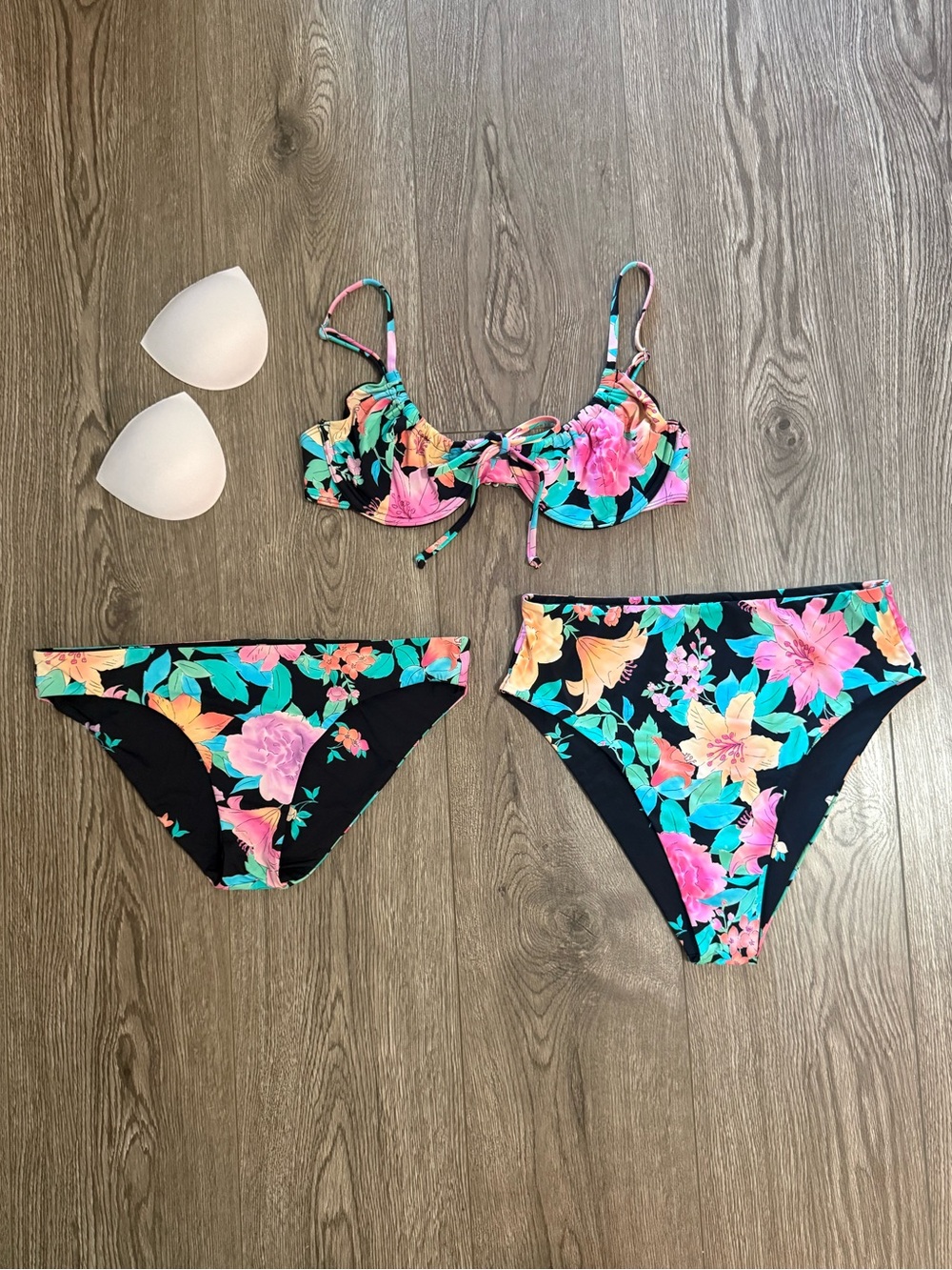 👙Like New Billabong Reversible Bikini Set Size S/M